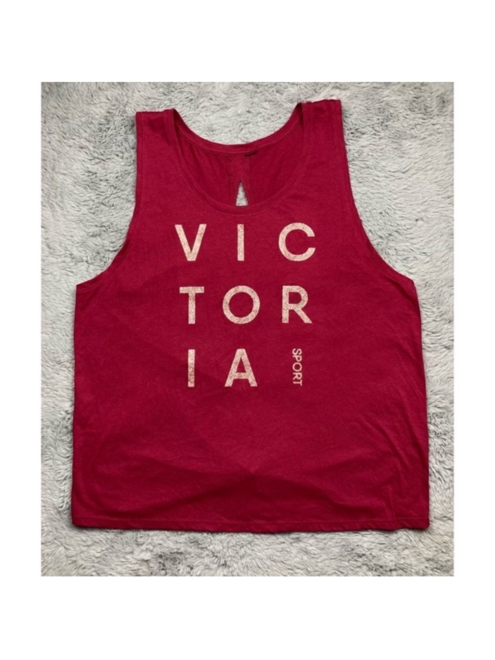 Victoria’s Secret sport red cut out key hole back tank top